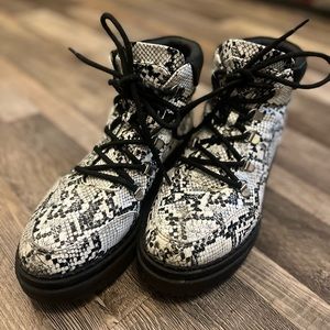 Indigo rd. Snake Skin Sneakers